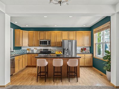 1671 Village Trl E UNIT 2, Maplewood, MN, 55109