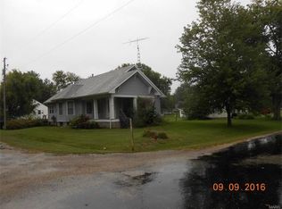 202 Walnut St, Ohlman, IL 62076