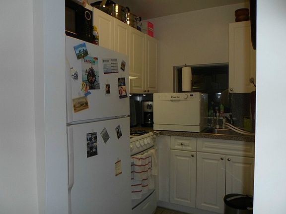 4th image of 4112 Elbertson St APT 6C