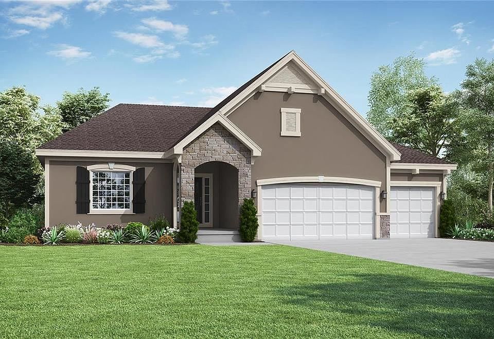 1st image of 111 SE Ayden Ln