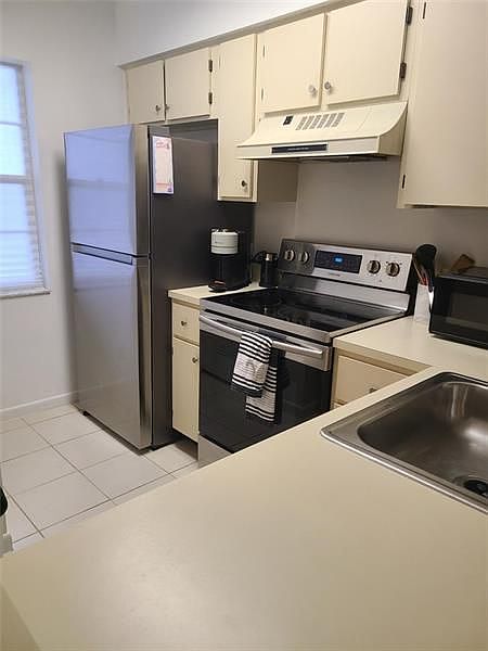 1st image of 2222 N Cypress Bend Dr APT 110