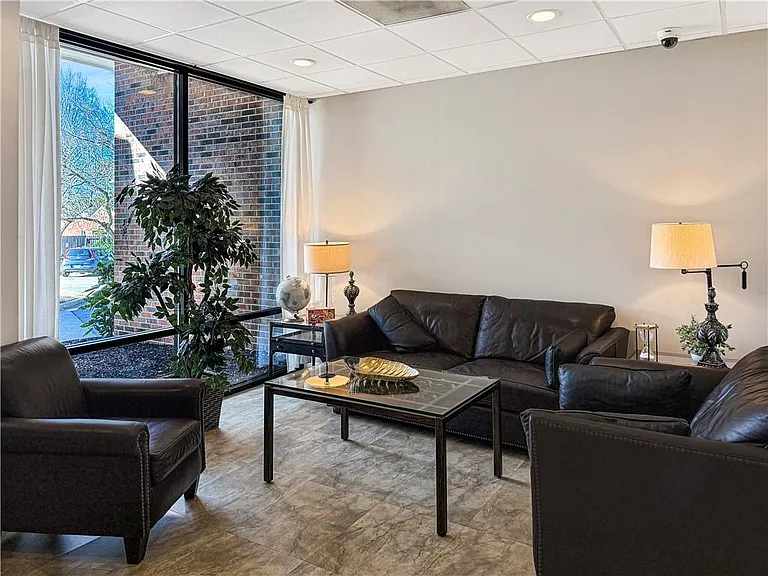 475 Mount Vernon Hwy NE #C225 — Photo 44