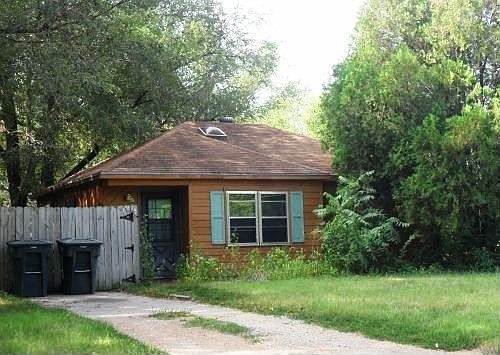 2nd image of 2535 SW 23rd St