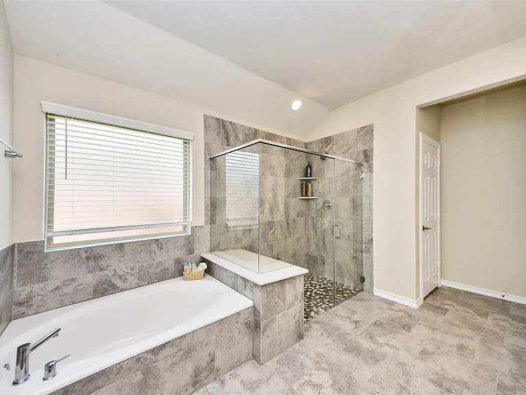 25119 Sundance Park Ln — Photo 21