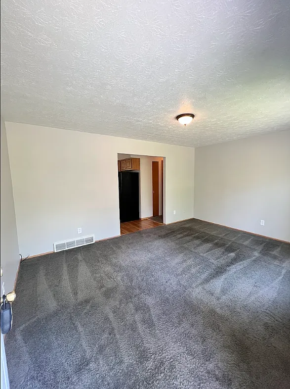2 bed, $900 — Photo 3