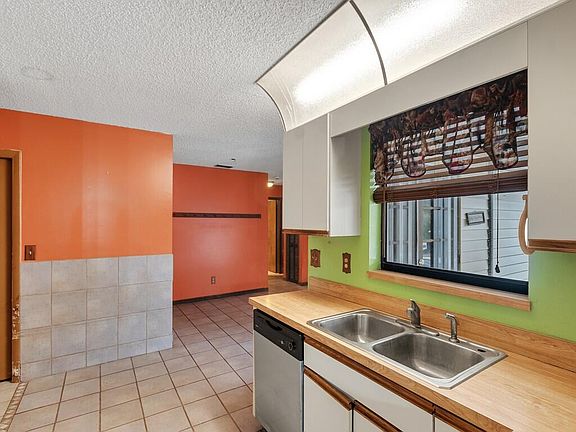 5th image of 6506 Santa Clara Boulevard