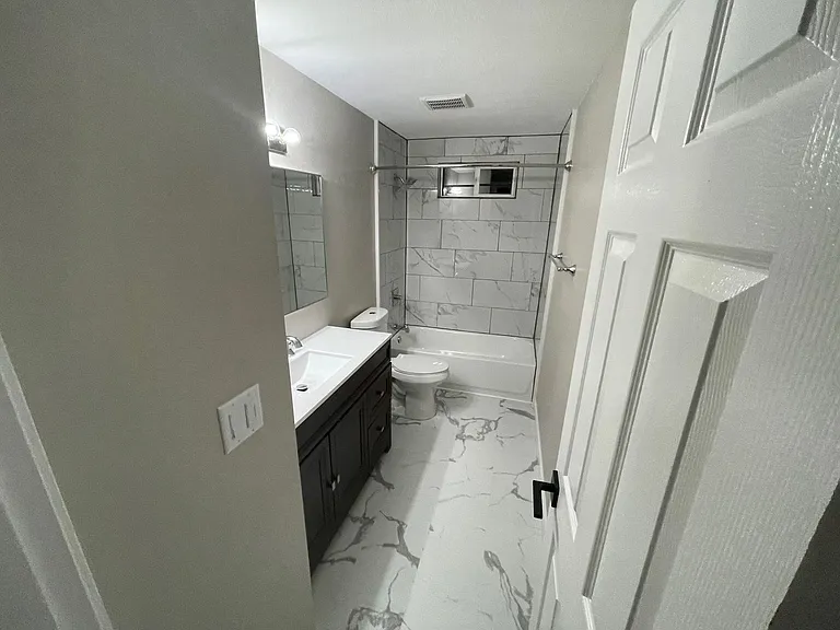2606 N 7th St — Photo 10
