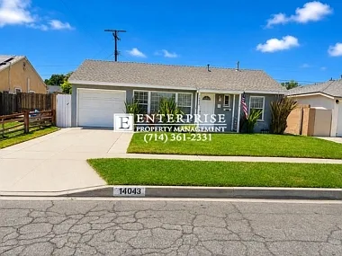 2 bed, 1.0 bath, 768 sqft, $3,000 — Photo 2