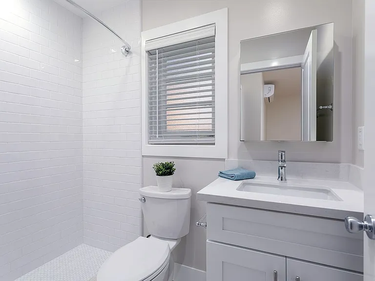 1BR in Prime Pasadena - 92 Walk Score + Parking + Free Electricity for 1 Year — Photo 17
