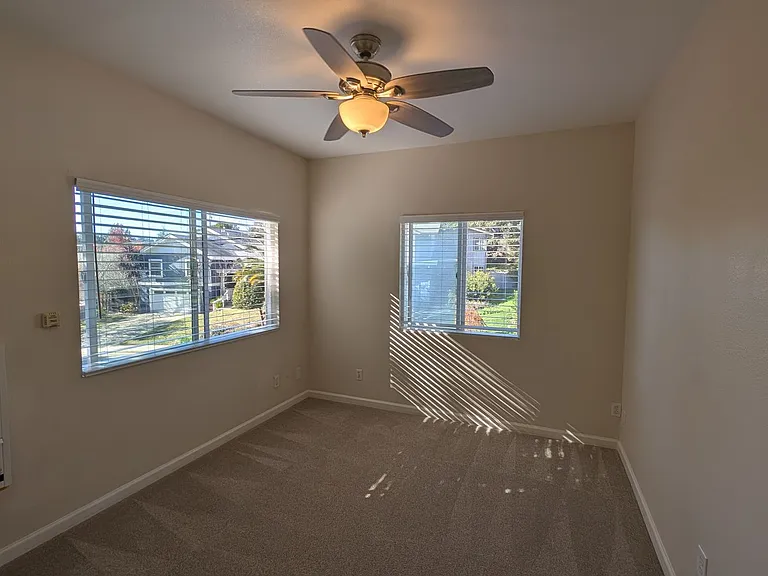 112 Bethany Dr — Photo 10