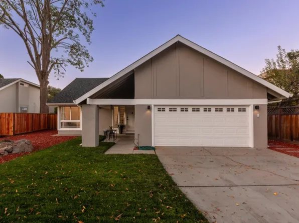 257 Los Palmos Way, San Jose, CA 95119