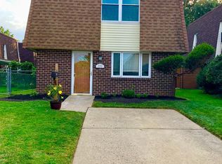 2192 Conwell Ave, Philadelphia, PA 19115