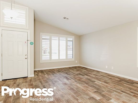 3rd image of 2819 E Villa Theresa Dr