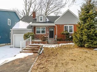 566 Lillian Ter, Union, NJ 07083