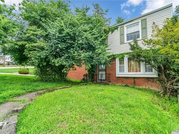 117 Colonial Village Dr, Pittsburgh, PA 15235