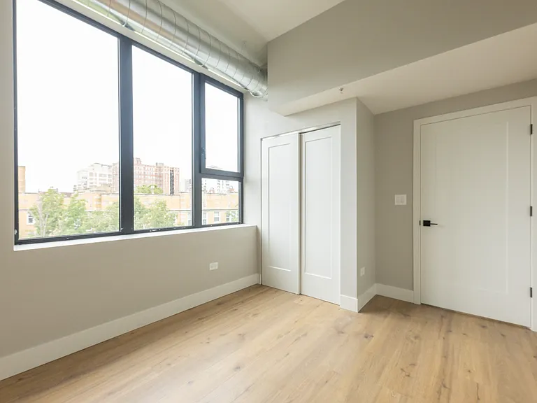 Sixty44 Residences — Photo 39