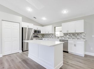1961 SW Scorpio Ln, Port Saint Lucie, FL 34984