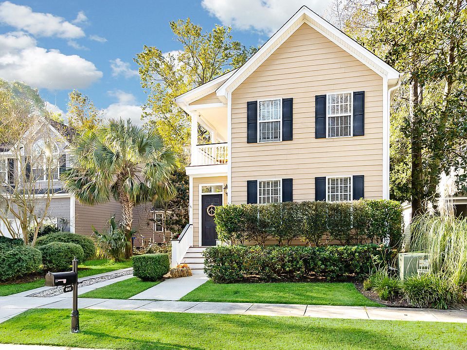 1st image of 641 Fair Spring Dr