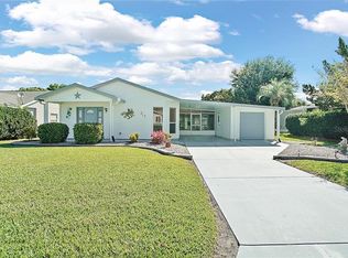 717 Bolivar St, Lady Lake, FL 32159
