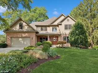 2000 N Fernandez Ave, Arlington Heights, IL