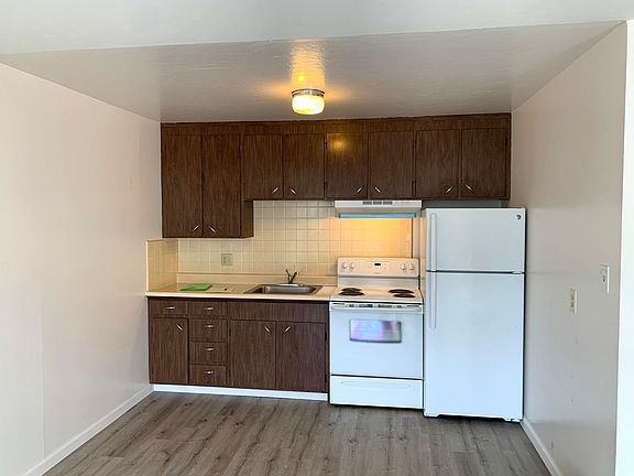 3rd image of 3125 Turk Blvd #11