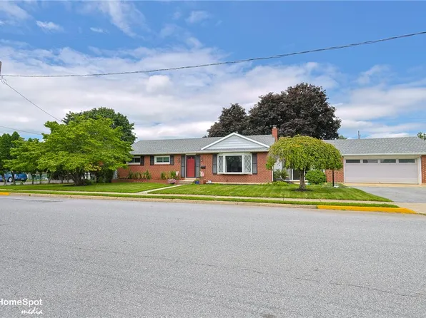 305 E 2nd St, Northampton, PA 18067