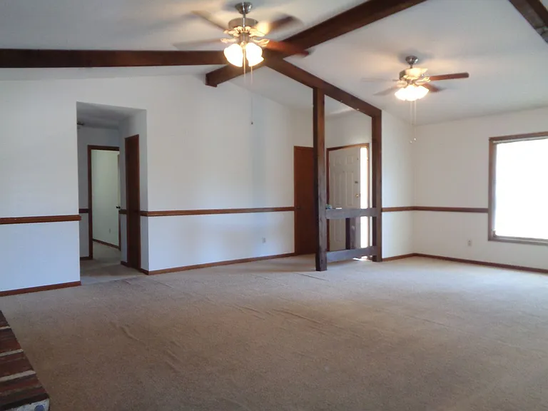 103 Kramer Ct — Photo 3