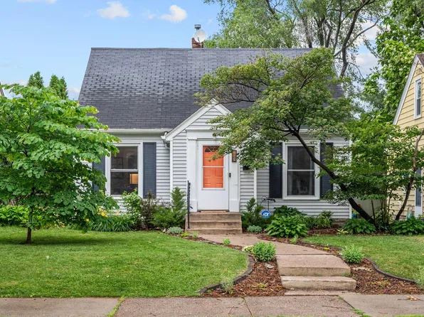 1133 California Ave W, Saint Paul, MN 55108