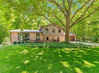865 Old Spring Rd, Akron, OH 44321