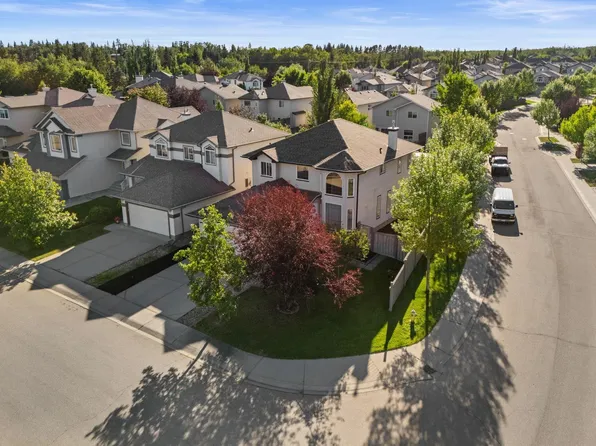 4532 210th St NW, Edmonton, AB T6M 0G5