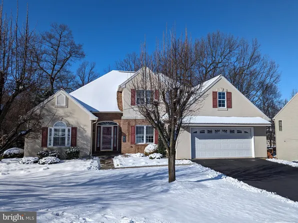 812 Sycamore Rd, Mohnton, PA 19540