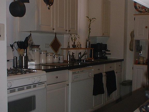 4th image of 1450 N Cleveland Ave APT 3R