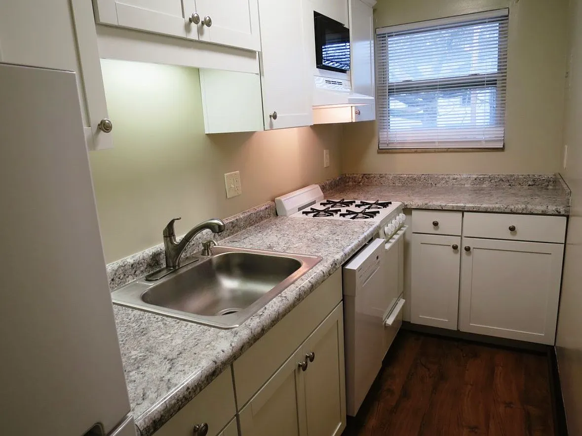 1 bed, 625 sqft, $1,025 — Photo 3