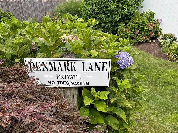2nd image of 26 Denmark Ln #26