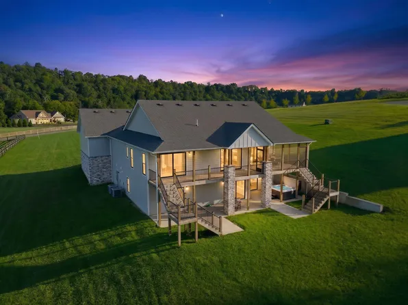 975 Lakeside Dr, Lancaster, KY 40444