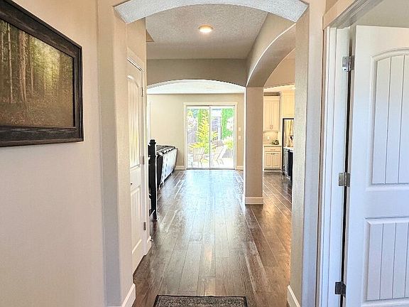 2nd image of 885 N Squire Drive