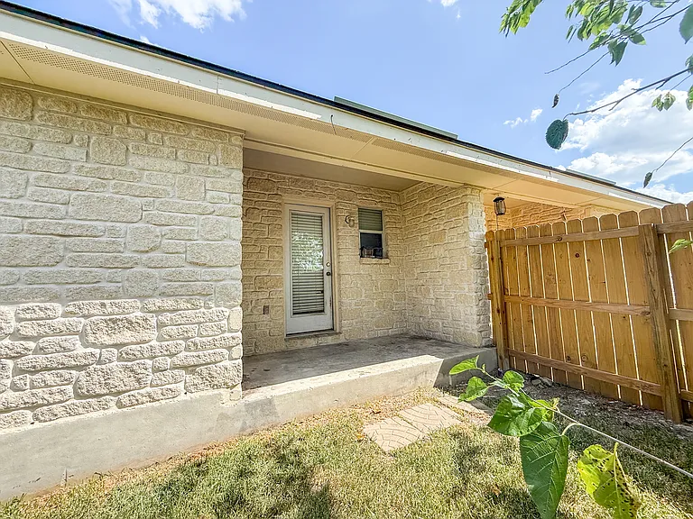 3020 Pine Valley Dr — Photo 13