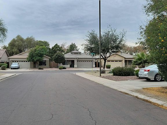 4th image of 12616 W Honeysuckle St