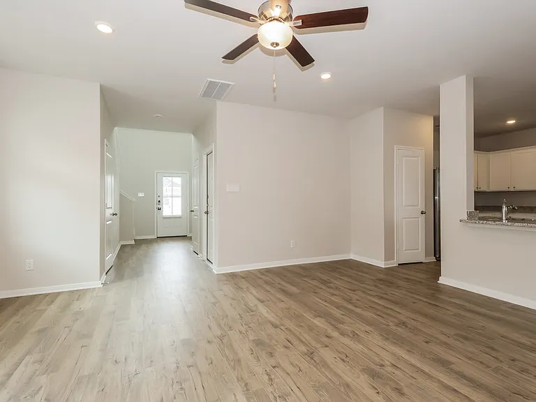 15652 Plum Brook Dr — Photo 5