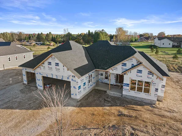 2151 Wallace Lake ROAD #Lt9, West Bend, WI 53090