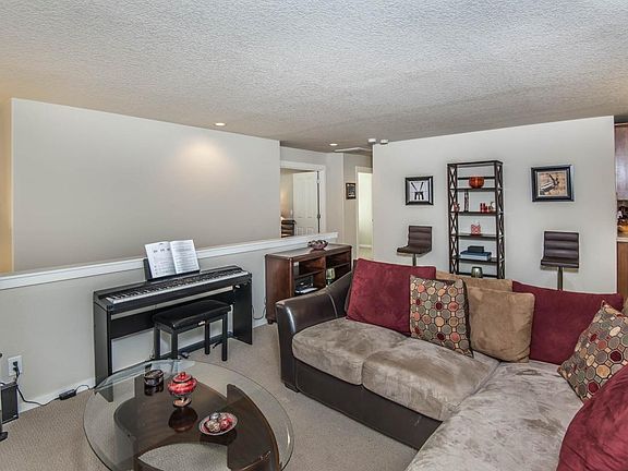 4th image of 7003 NE Stonewater St