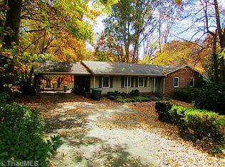 1960 Mallard Lakes Dr, Winston Salem, NC 27106