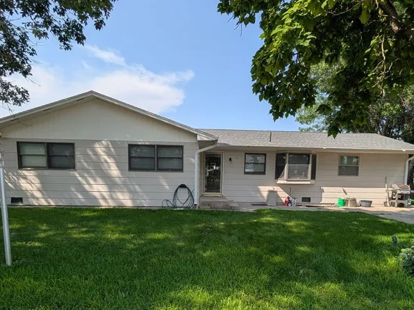 121 SUES PLACE, Hershey, NE 69143