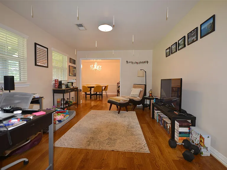 5118 Lymbar Dr — Photo 7