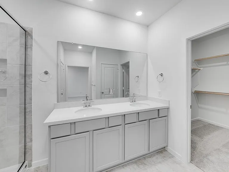 21903 Wycombe Terrace Way — Photo 24