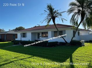 220 Park St N, Saint Petersburg, FL 33710