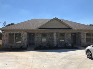 920 Main St APT B, Ashford, AL 36312