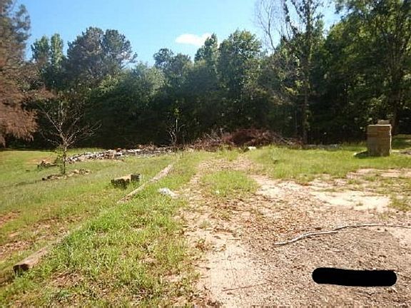 5th image of 416 Jim Taylor Rd