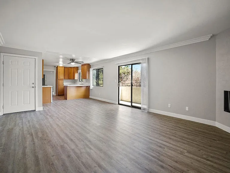 Brody Terrace Apartments — Photo 47