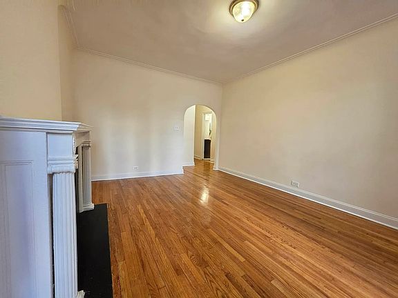 3rd image of 251 W 81st St #3N